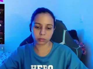aslyandrea camsoda