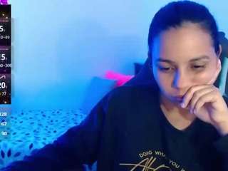 aslyandrea Live Webcam on CamSoda