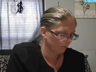 jadeluvrules Live Webcam on CamSoda