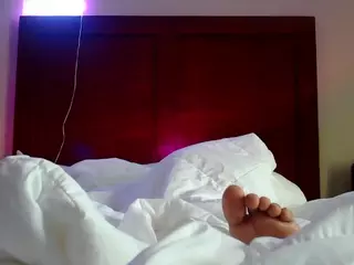Slutty Buttercup's Live Sex Cam Show