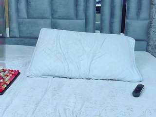 veronicaroose Live Webcam on CamSoda