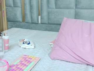 veronicaroose Live Webcam on {site_name}