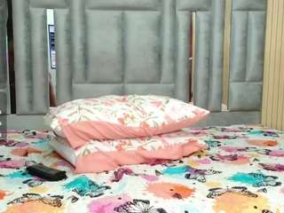 veronicaroose webcam model