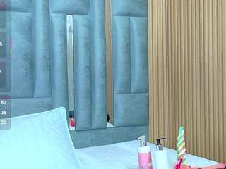 Acest model este live acum. veronicaroose