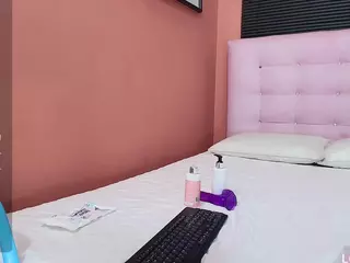 veronica's Live Sex Cam Show