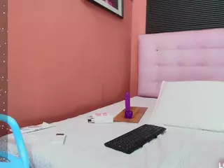 veronica's Live Sex Cam Show