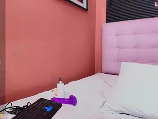 veronica's Live Sex Cam Show