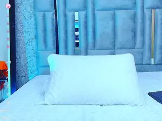 veronica's Live Sex Cam Show