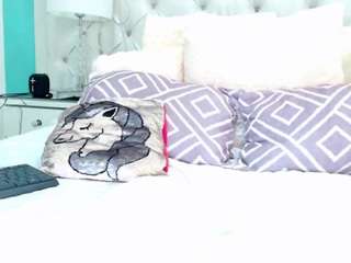 penelopelaurent Live Webcam on CamSoda