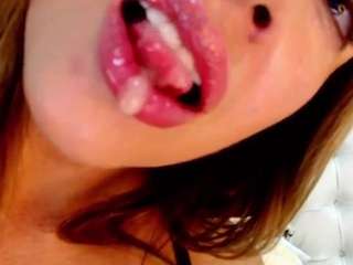 penelopelaurent's CamSoda show and profile