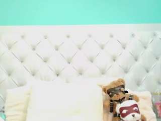 Penelope Laurent live webcam show