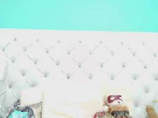 Penelope Laurent live cam preview