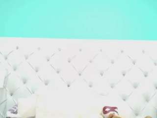 Penelope Laurent live cam preview