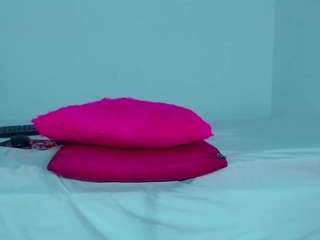 alejandrahottx1 Live Webcam on CamSoda