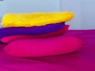 alejandrahottx1's Live Sex Cam Show