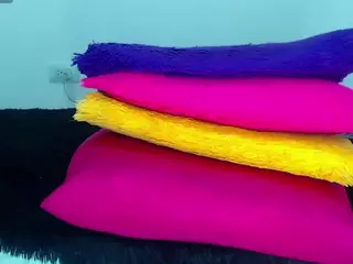 alejandrahottx1's Live Sex Cam Show