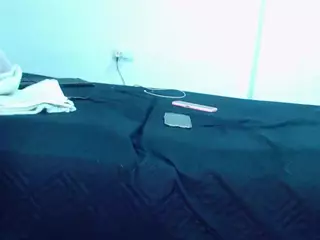 alejandrahottx1's Live Sex Cam Show