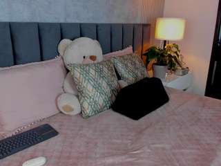 viioletlover Webcam Model Profile