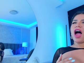 viioletlover Live Webcam on CamSoda