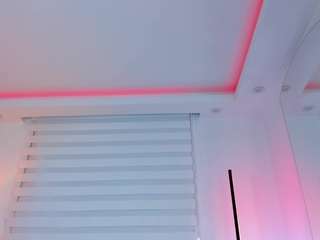 viioletlover Live Webcam on CamSoda