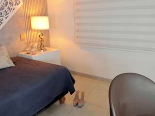 Live webcam model viioletlover on Soda Cams