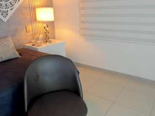 Live webcam model viioletlover on Soda Cams