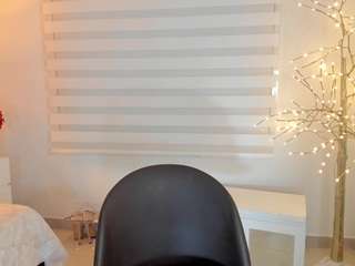 viioletlover Live Webcam on CamSoda