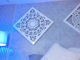 viioletlover Live Webcam on CamSoda