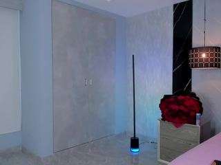 viioletlover Live Webcam on CamSoda