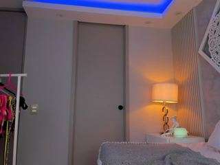 VIOLETA live cam