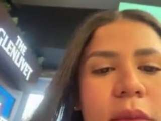 VIOLETA live cam