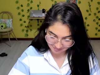 miawallance live cam preview