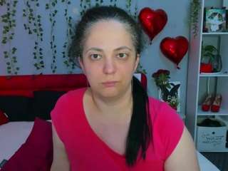 beautymilf's CamSoda show and profile