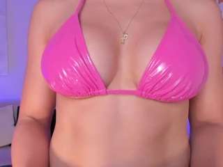 Live Sex Chat with LizzHamilton (@conniemichaels)