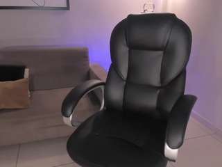 conniemichaels's CamSoda show and profile