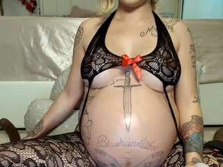 parisloveee03 webcam