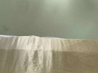 parisloveee03 webcam