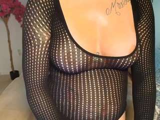 parisloveee03 webcam