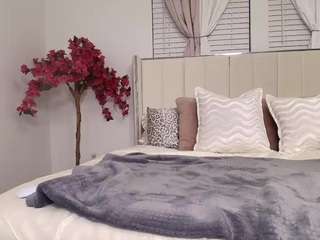 parisloveee03 Sex Cam Show