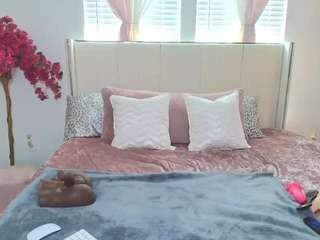 parisloveee03's live room