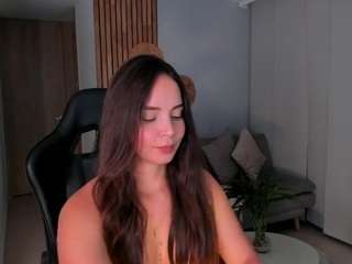 Live Sex Chat with AnnieHall (@anniehall)