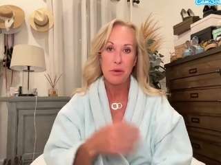 brandi-love's CamSoda show and profile