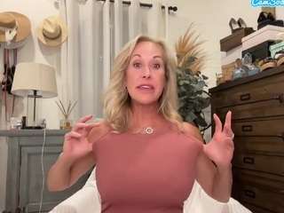 brandi-love live cam profile