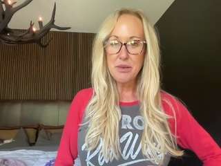 brandi-love's live room