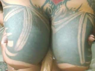 Live webcam model liquidfire on Soda Cams