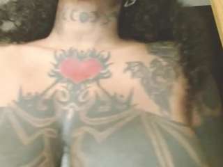 Live webcam model liquidfire on Soda Cams