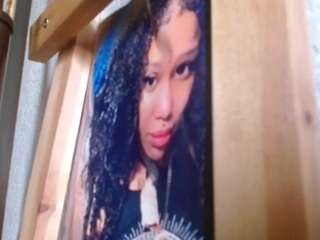 liquidfire's CamSoda show and profile