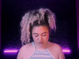 Kateryn Cifuentes's Live Sex Cam Show