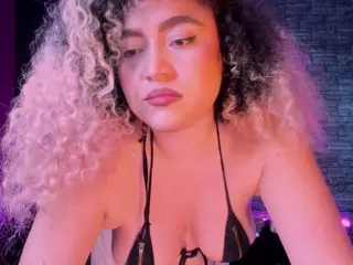 Kateryn Cifuentes's Live Sex Cam Show