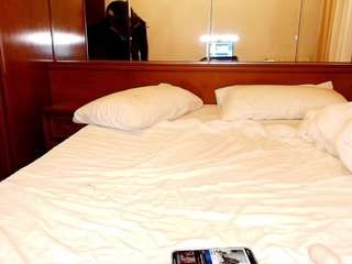 Live webcam model naommiscott on Soda Cams